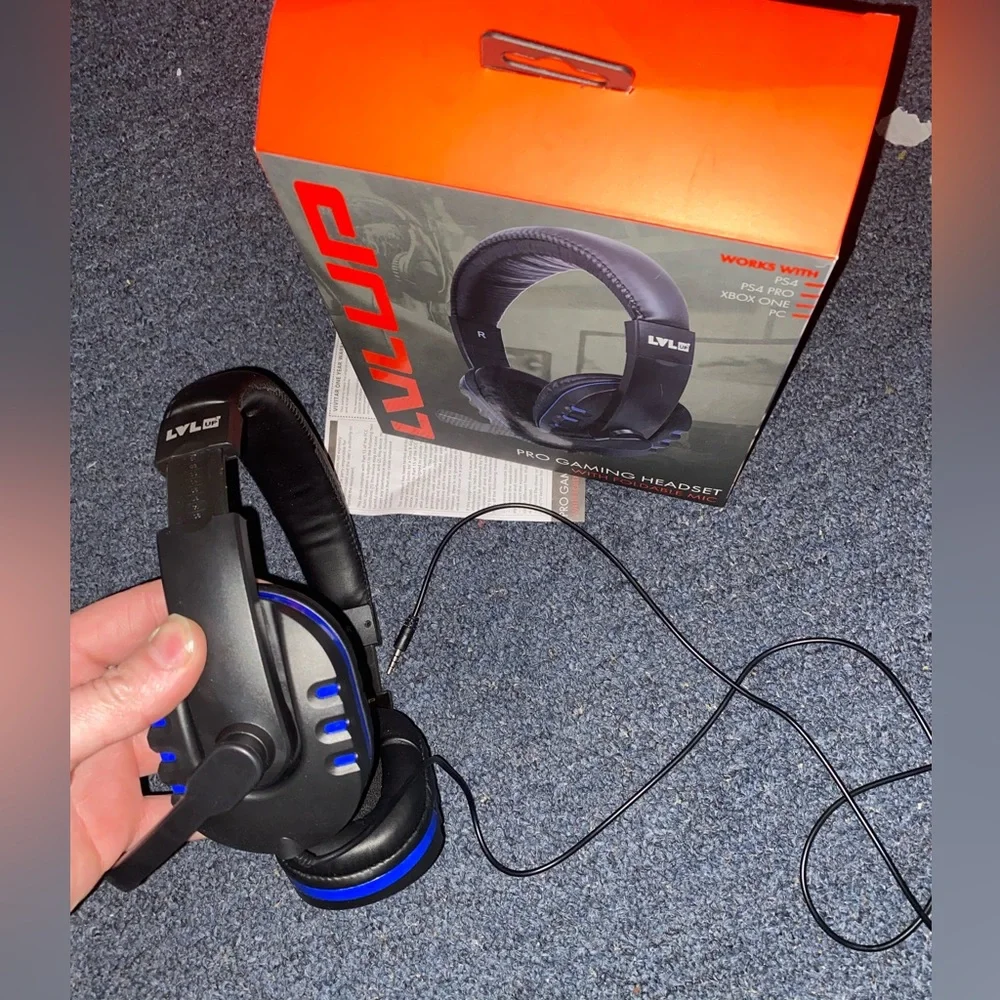 LvL-Up Artillery Pro Gaming Headset - Excellent Condition 9/10⭐️